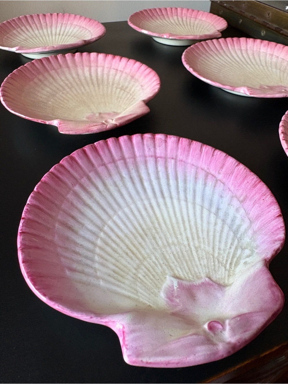 Wedgewood 19th Century Pink Pearlware Scallop Sea Shell Dishes. 7 pcs